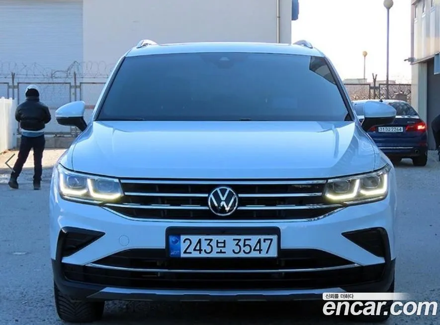 Volkswagen Tiguan 2022 из KR, фото 1