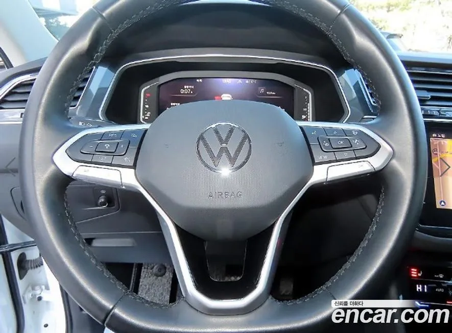 Volkswagen Tiguan 2022 из KR, фото 8