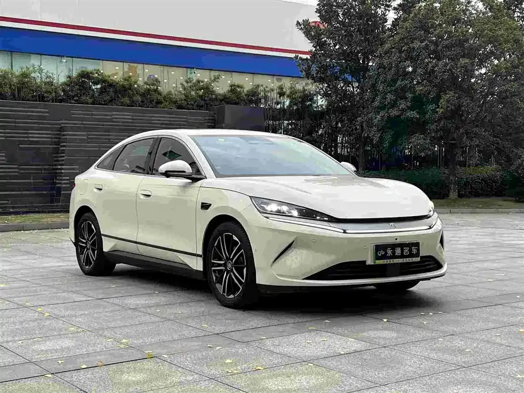 BYD Qin L — фото 5