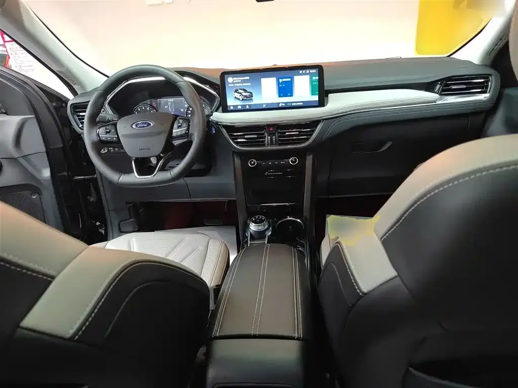 Ford Escape 2023 из CN, фото 8