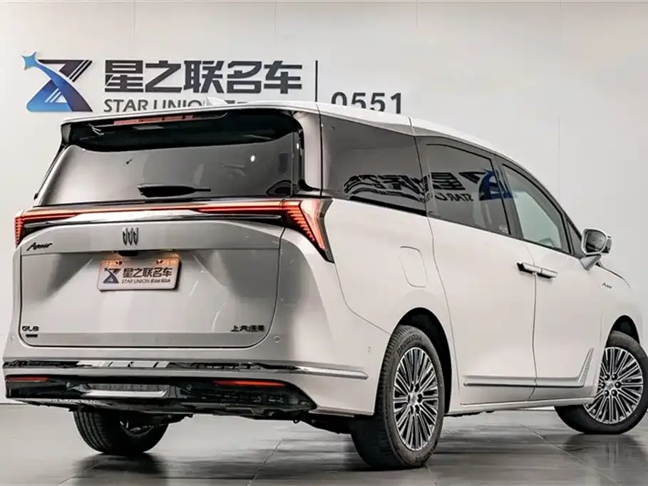 Buick GL8 Hybrid 2024 из CN, фото 3