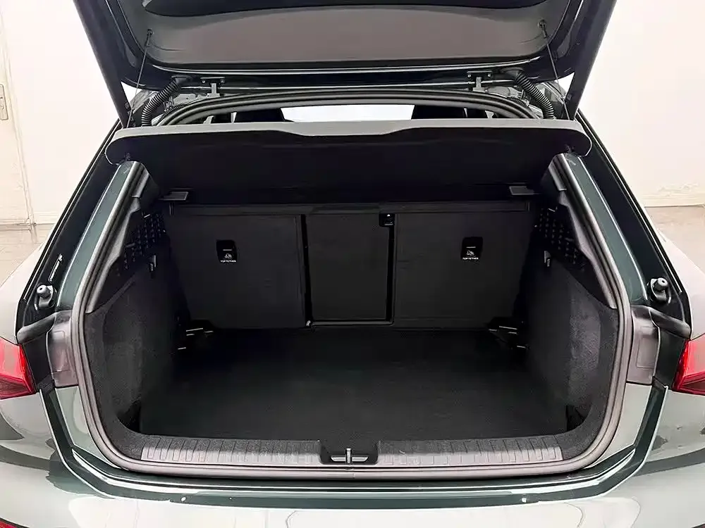 Audi A3 2024 из CN, фото 8