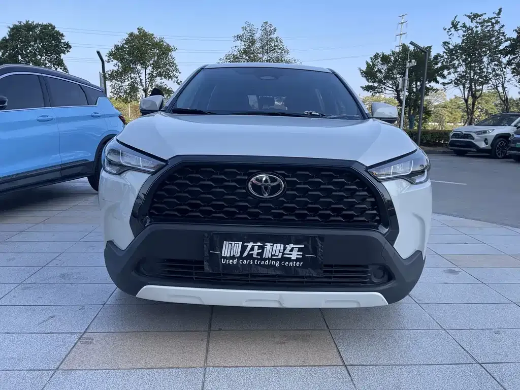 Toyota Corolla Cross 2023 из CN, фото 8
