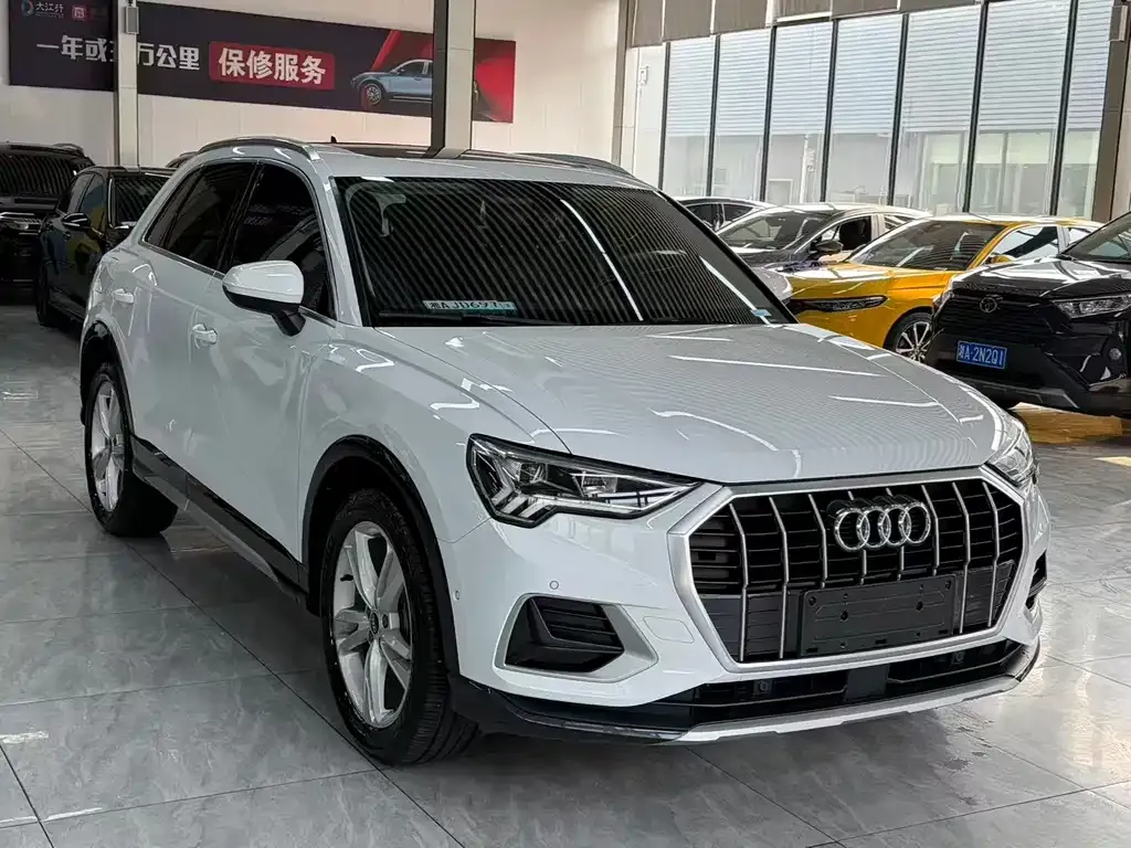Audi Q3 2021 из CN, фото 4