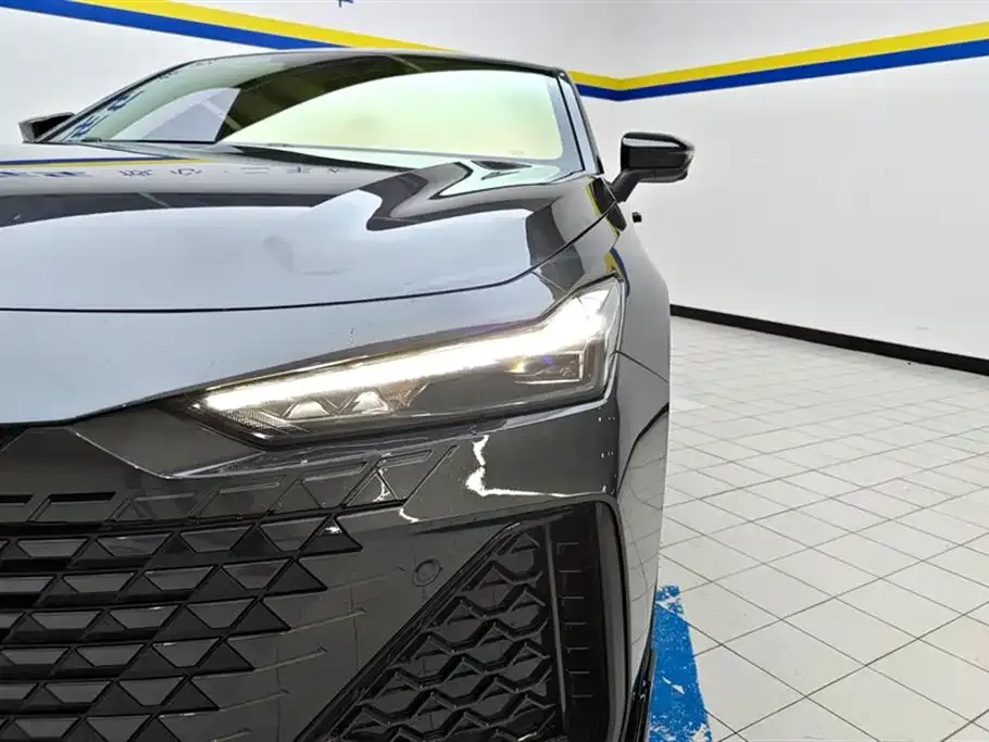 Changan UNI-V 2025 из CN, фото 3