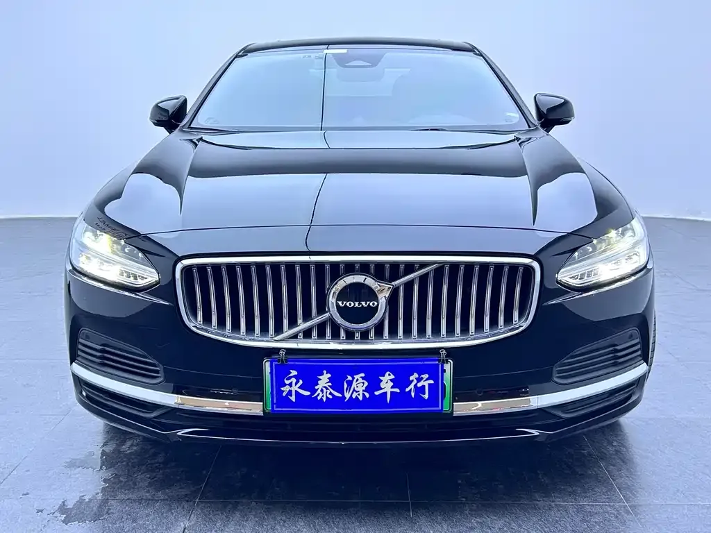 Volvo S90 PHEV 2024 из CN, фото 6