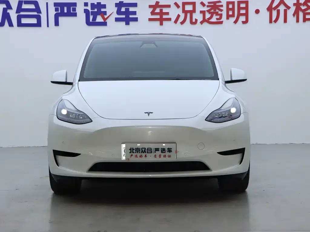 Tesla Model Y 2023 из CN, фото 3