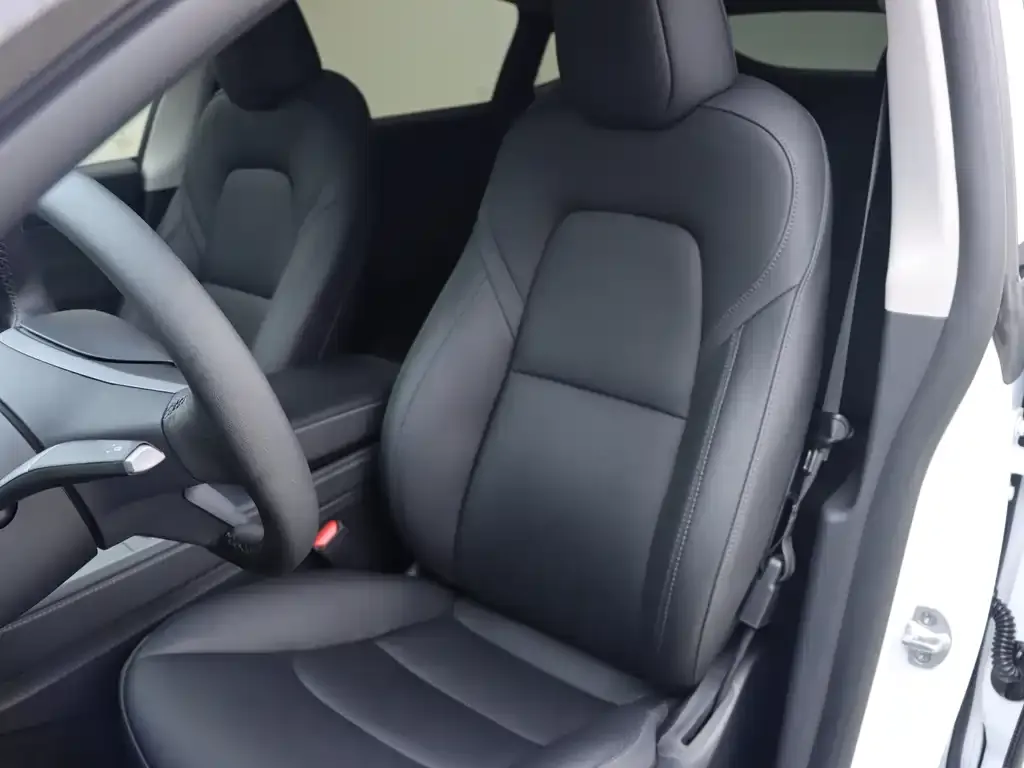 Tesla Model Y 2023 из CN, фото 6