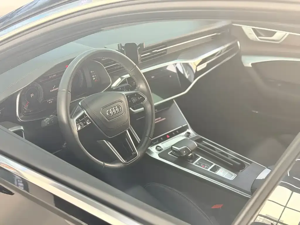 Audi A6L 2024 из CN, фото 4