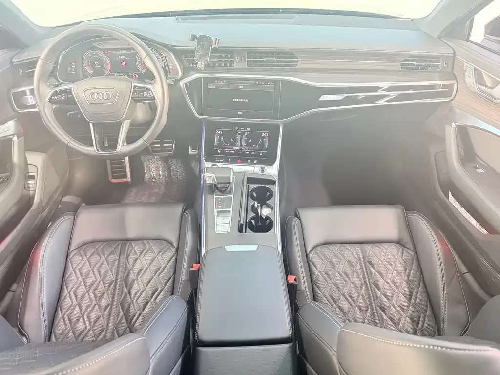 Audi A6L 2024 из CN, фото 10