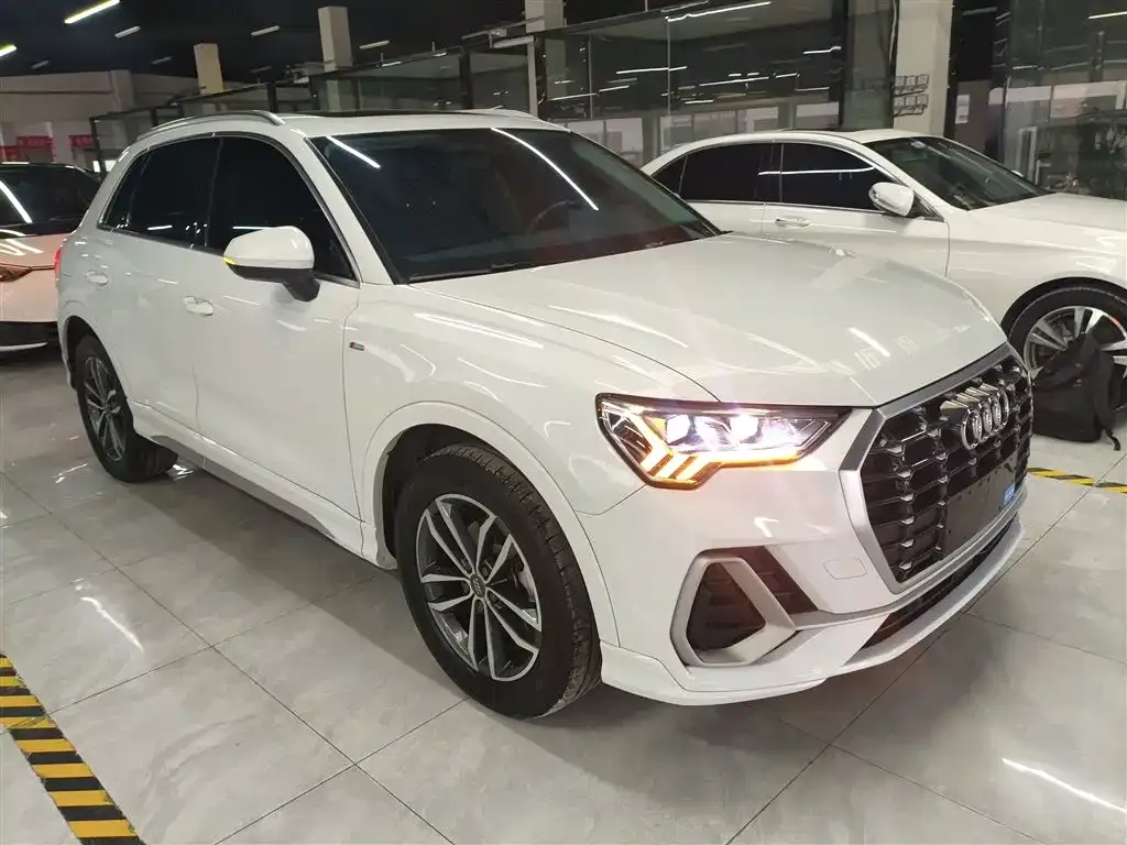 Audi Q3 2021 из CN, фото 10