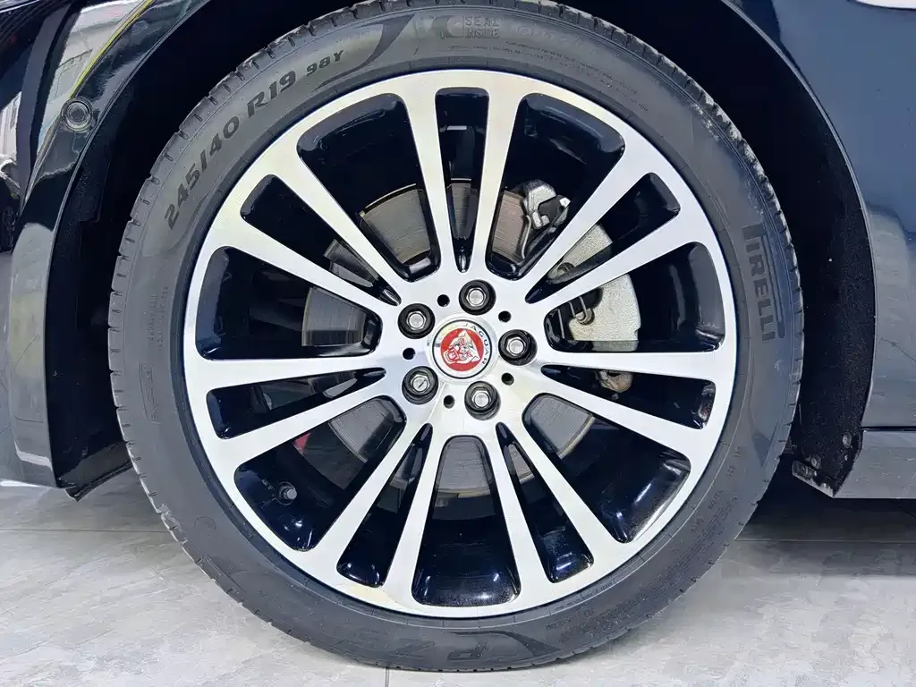 Jaguar XFL 2024 из CN, фото 10