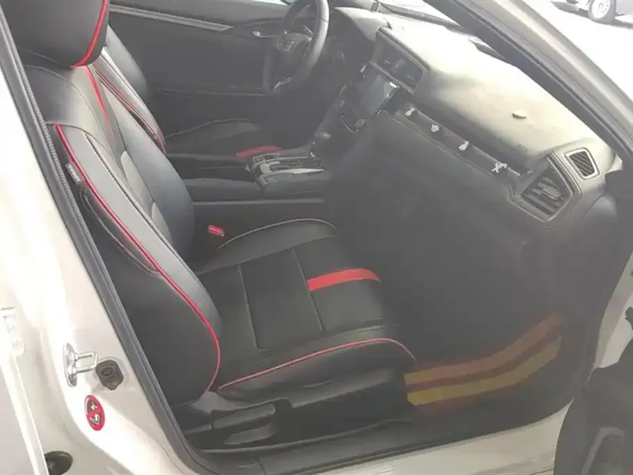 Honda Civic — фото 8