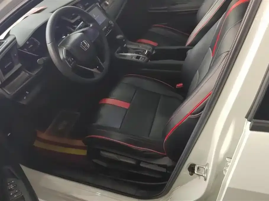Honda Civic — фото 9