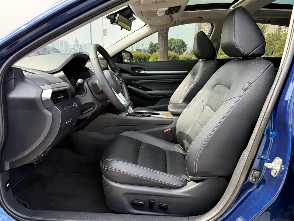 Nissan Teana 2022 из CN, фото 4