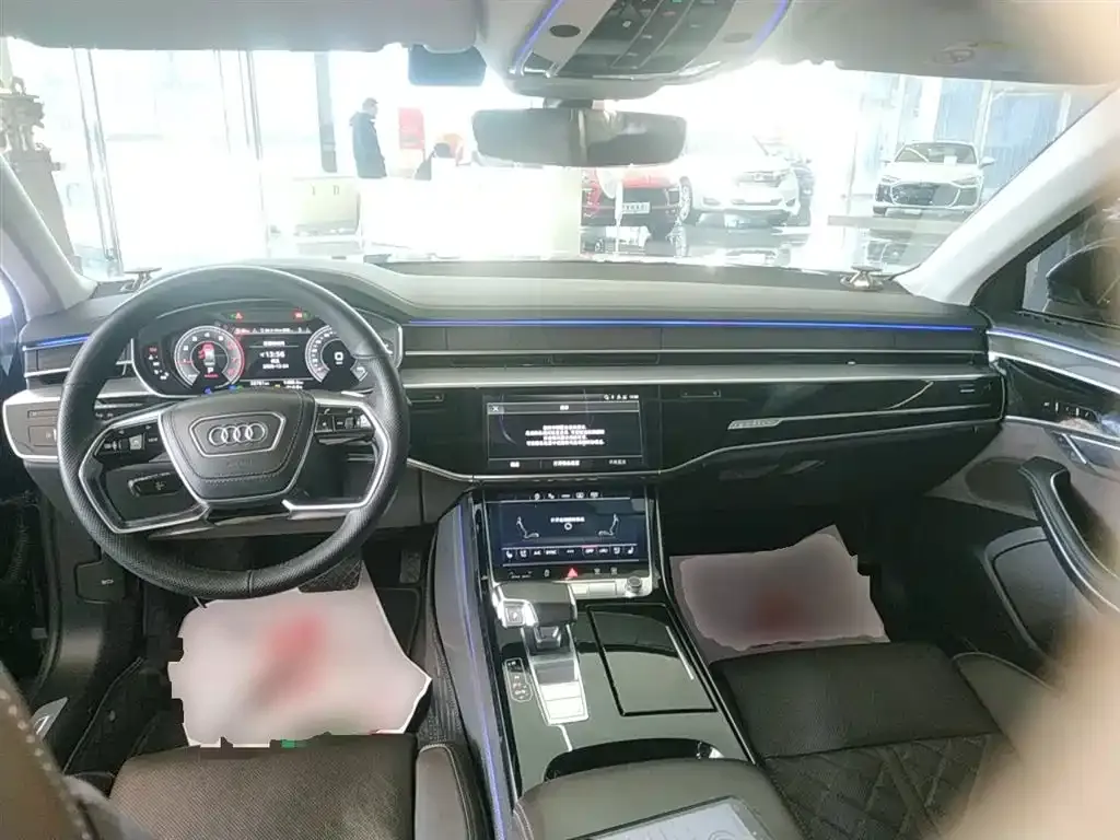 Audi A8 2023 из CN, фото 10