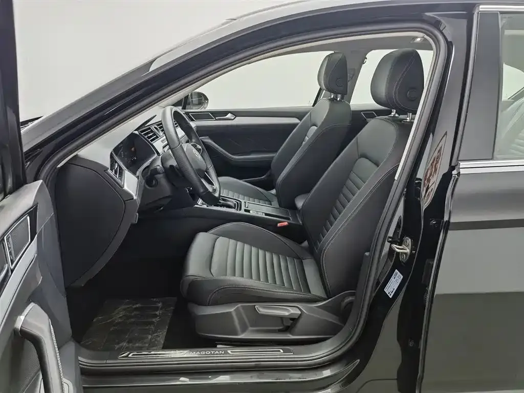 Volkswagen Magotan 2025 из CN, фото 7