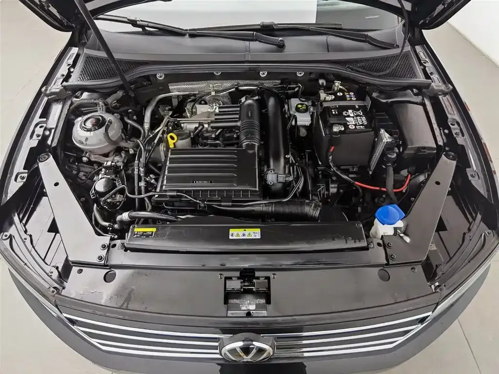 Volkswagen Magotan 2025 из CN, фото 8