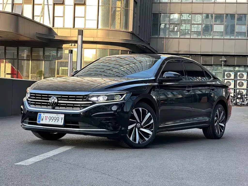 Volkswagen Passat 2023 из CN, фото 1