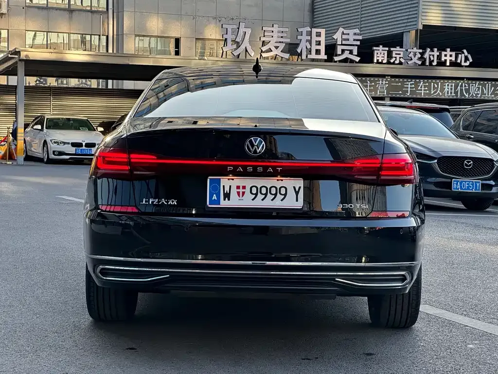 Volkswagen Passat 2023 из CN, фото 10