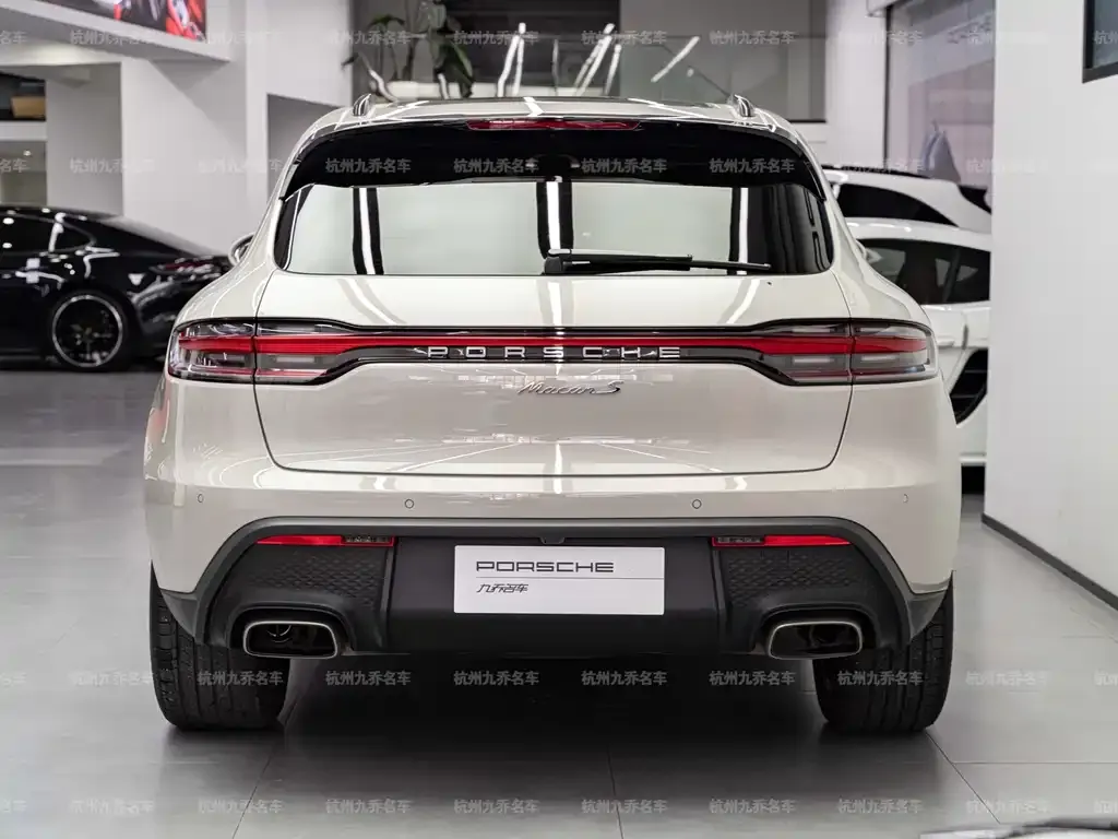 Porsche Macan — фото 7