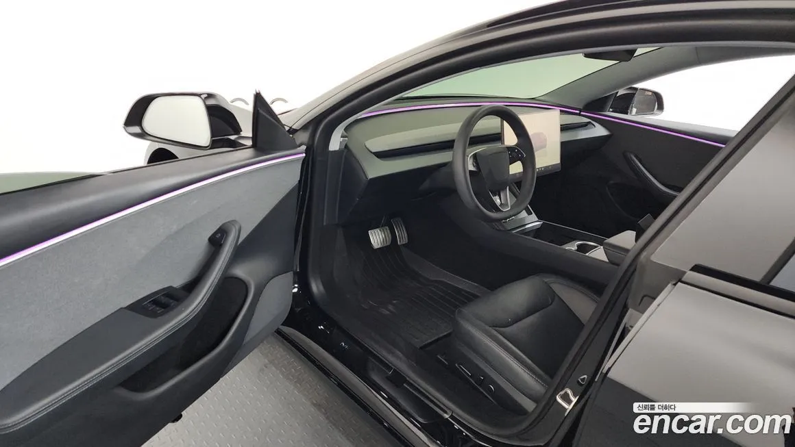 Tesla Model 3 — фото 7