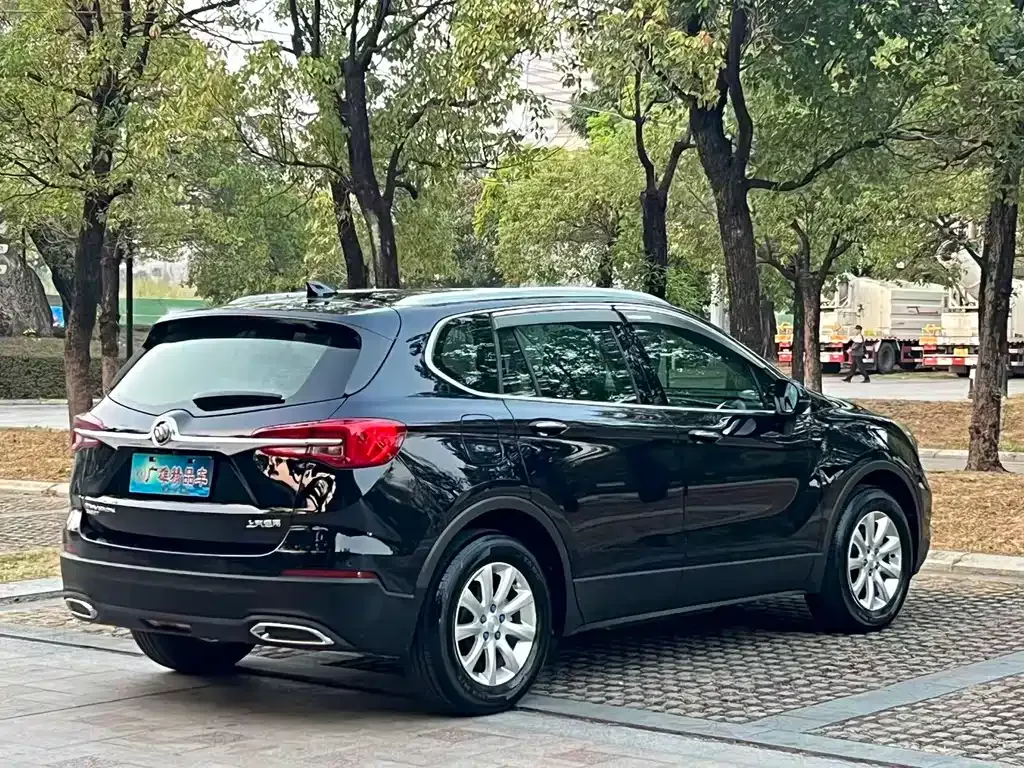 Buick Envision Plus — фото 9