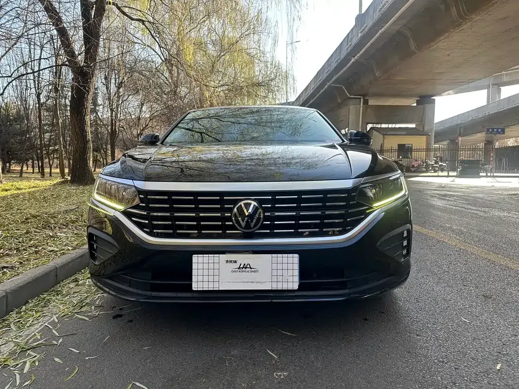 Volkswagen Passat 2023 из CN, фото 4
