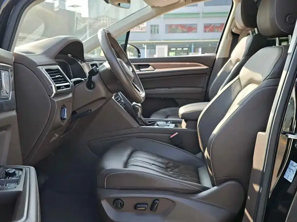 Volkswagen Viloran 2021 из CN, фото 9