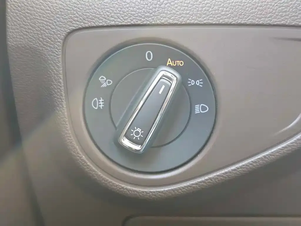 Volkswagen Viloran 2021 из CN, фото 7