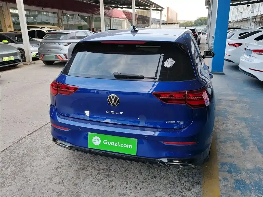 Volkswagen Golf 2021 из CN, фото 4