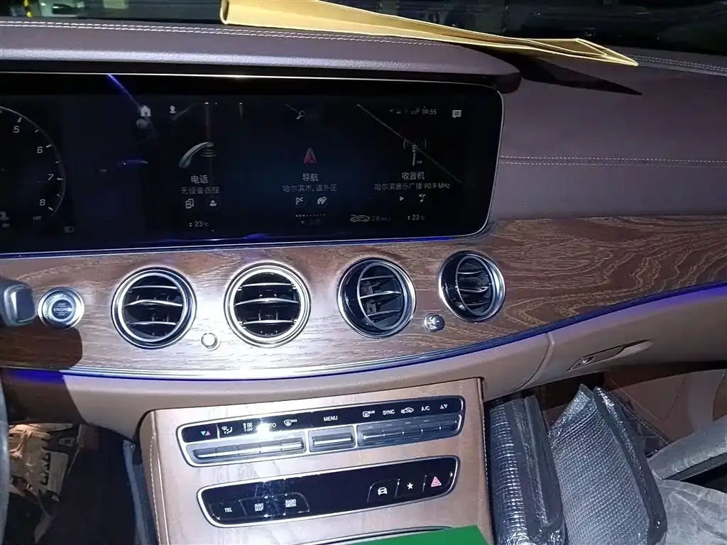 Mercedes-Benz E-Class 2023 из CN, фото 4