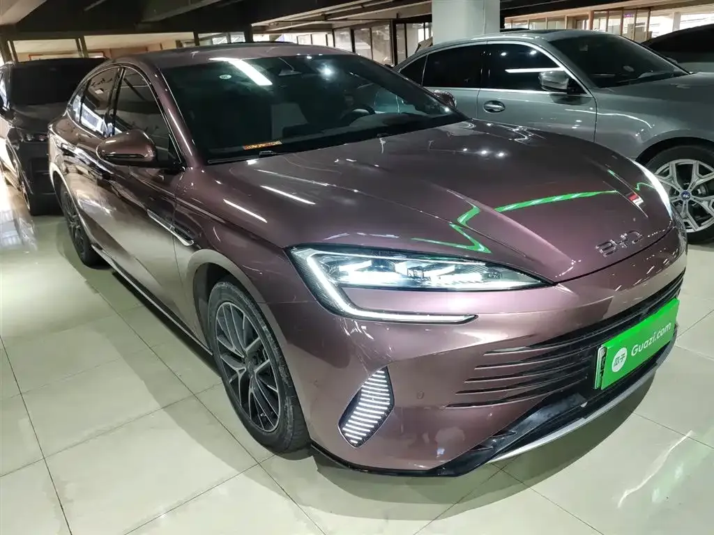 BYD Seal — фото 10
