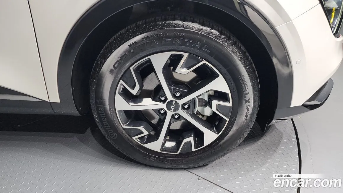 Kia Sportage — фото 5