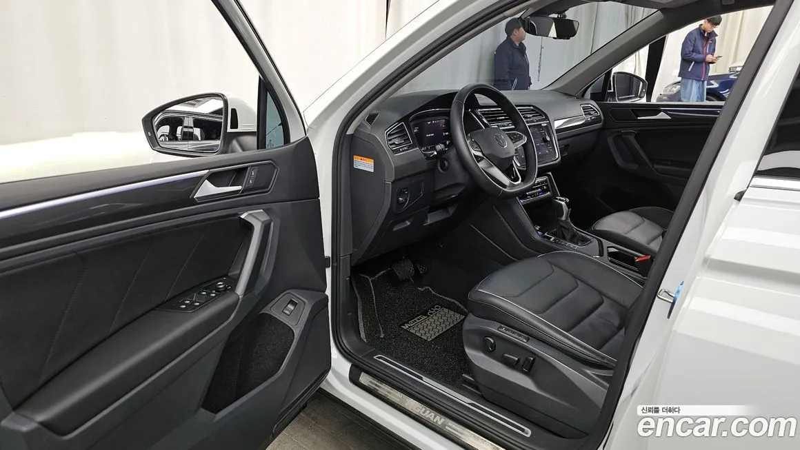 Volkswagen Tiguan 2023 из KR, фото 6