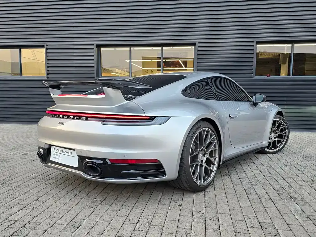 Porsche 911 2025 из CN, фото 10