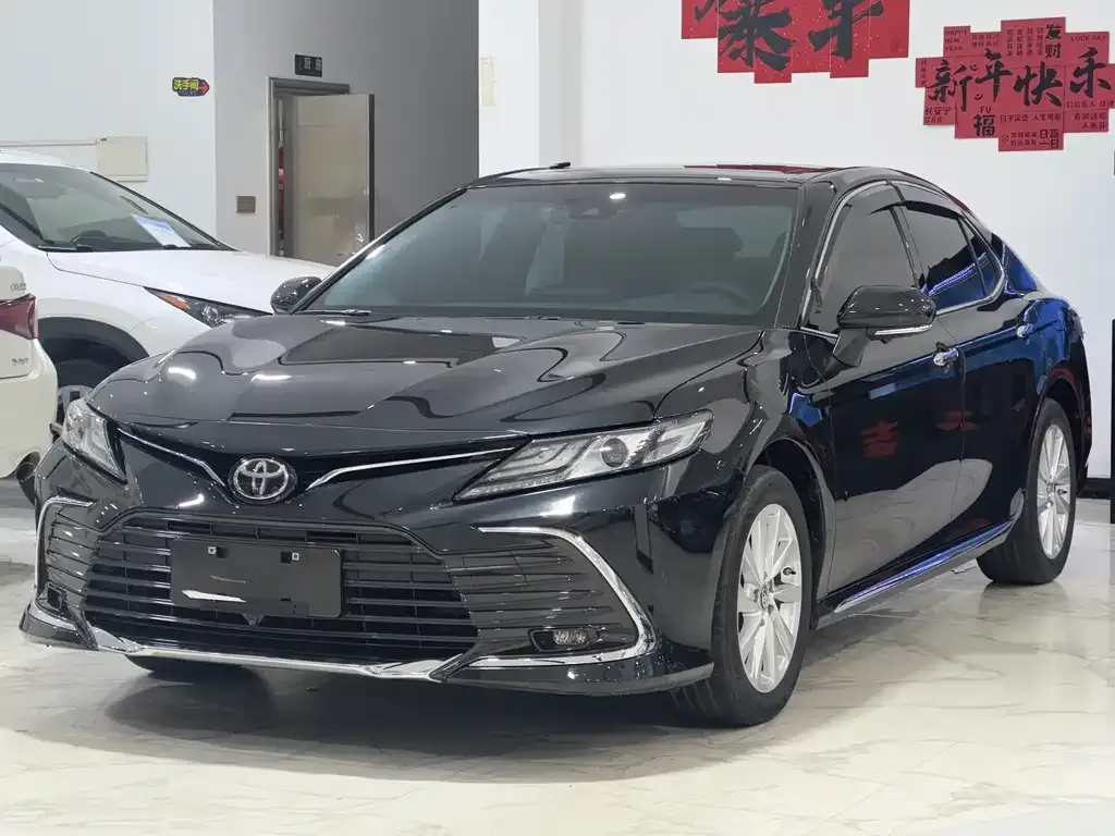 Toyota Camry 2024 из CN, фото 1