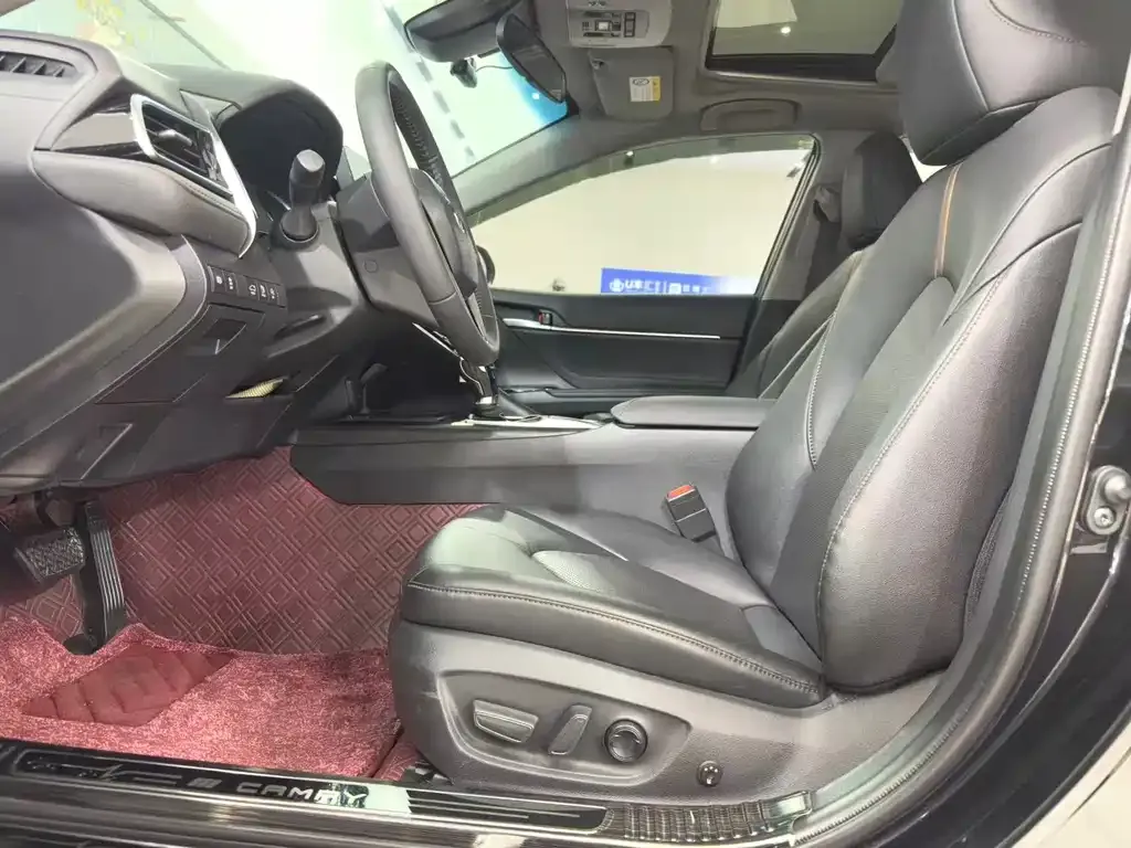 Toyota Camry 2024 из CN, фото 4