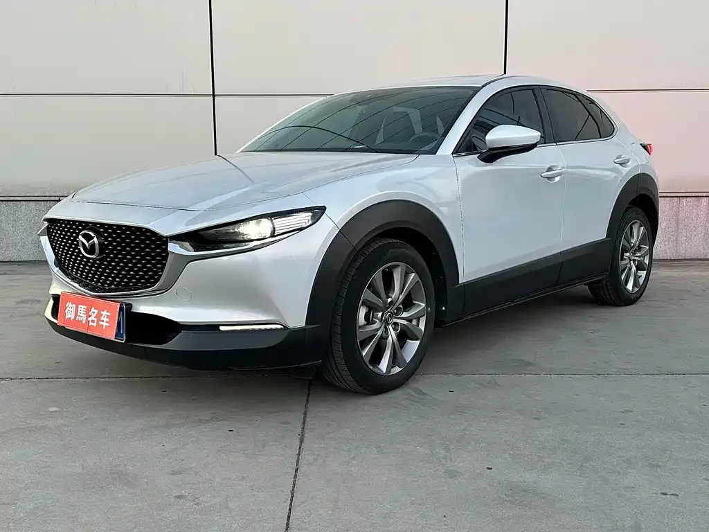 Mazda CX-30 2023 из CN, фото 1