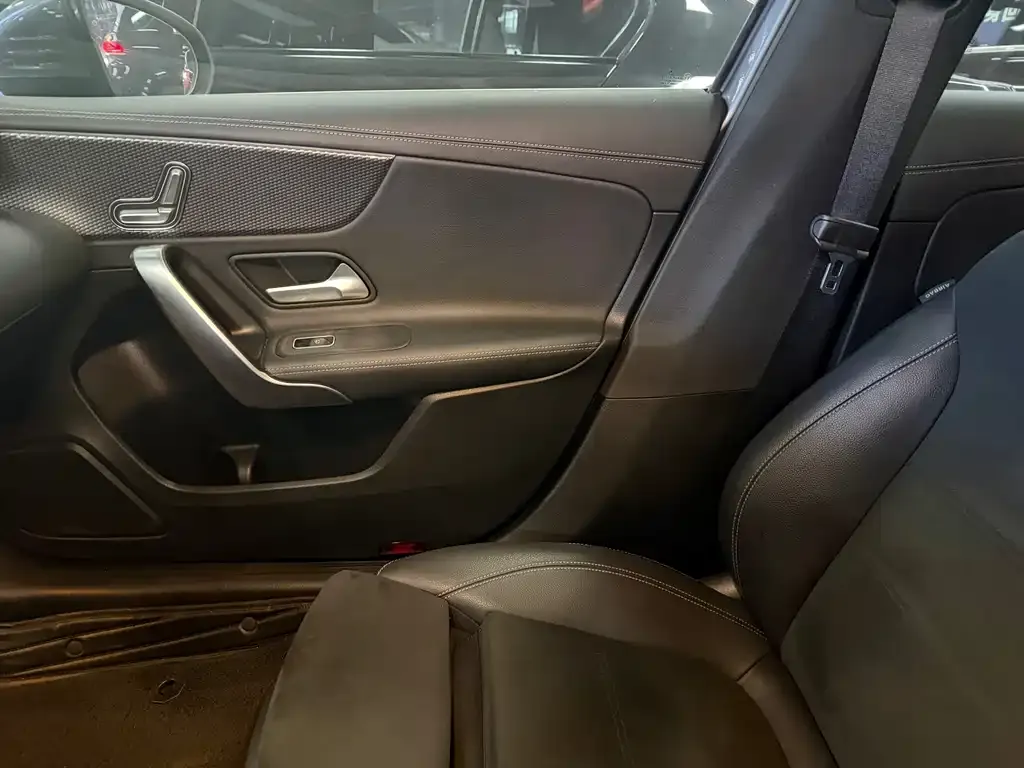 Mercedes-Benz A-Class 2021 из CN, фото 9