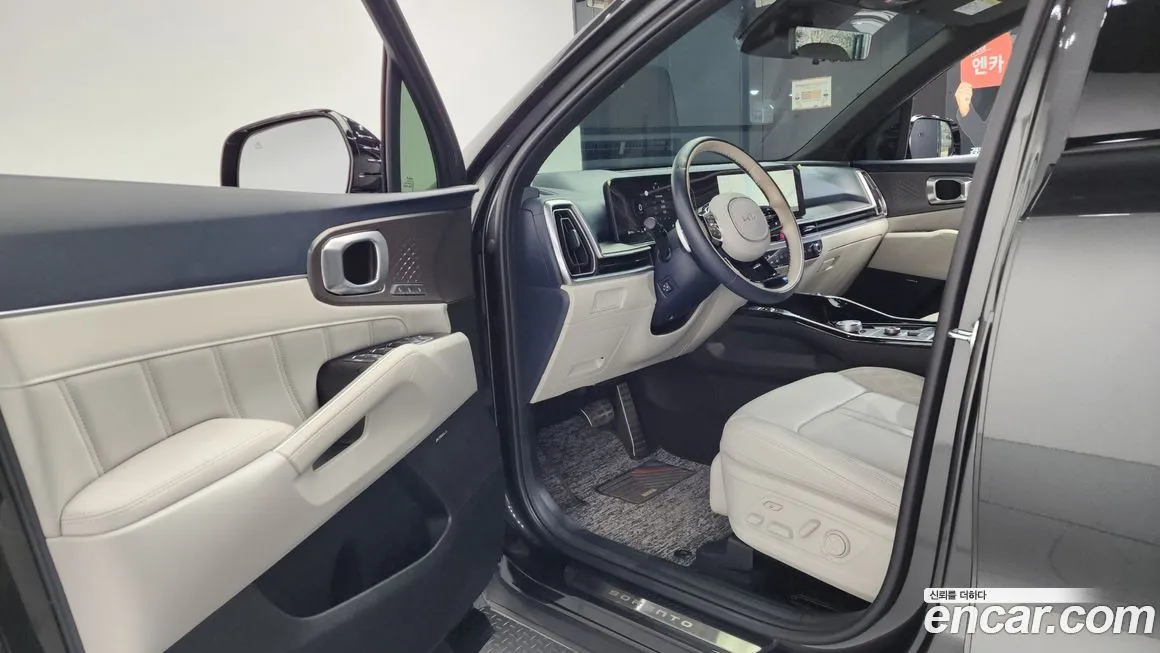 Kia Sorento — фото 10