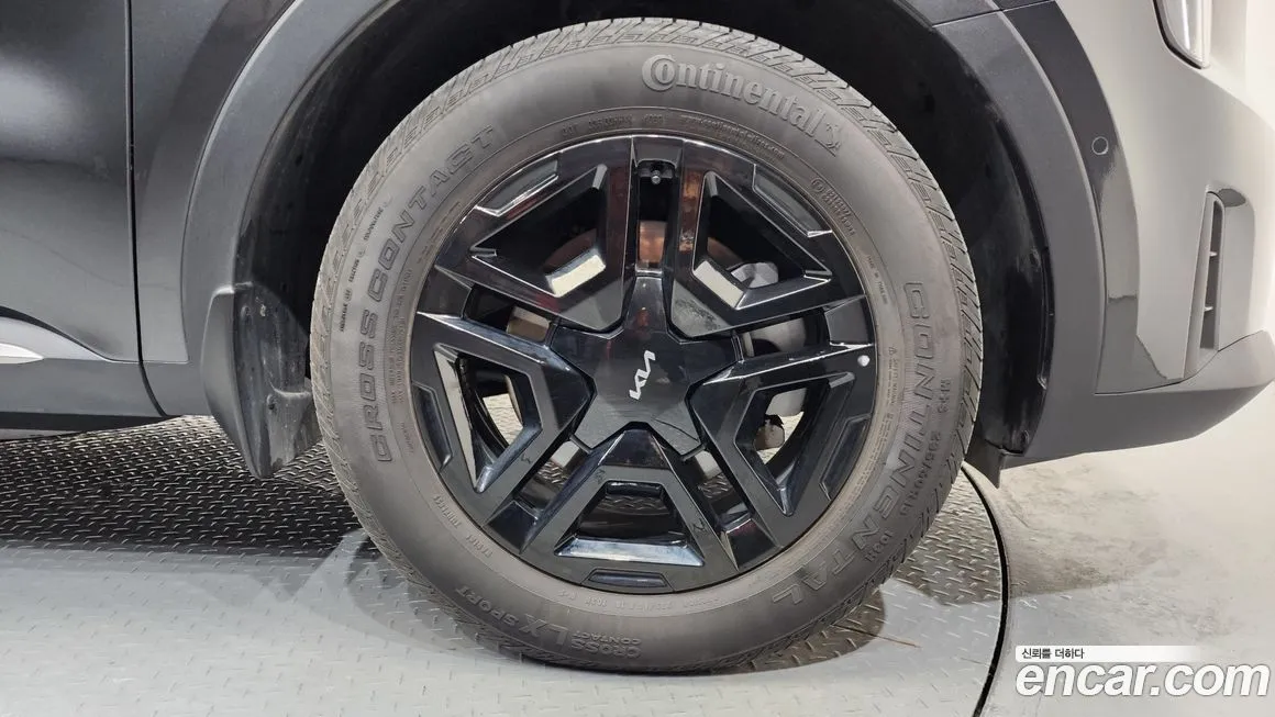Kia Sorento — фото 5