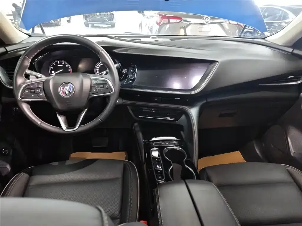 Buick Envision Plus — фото 10