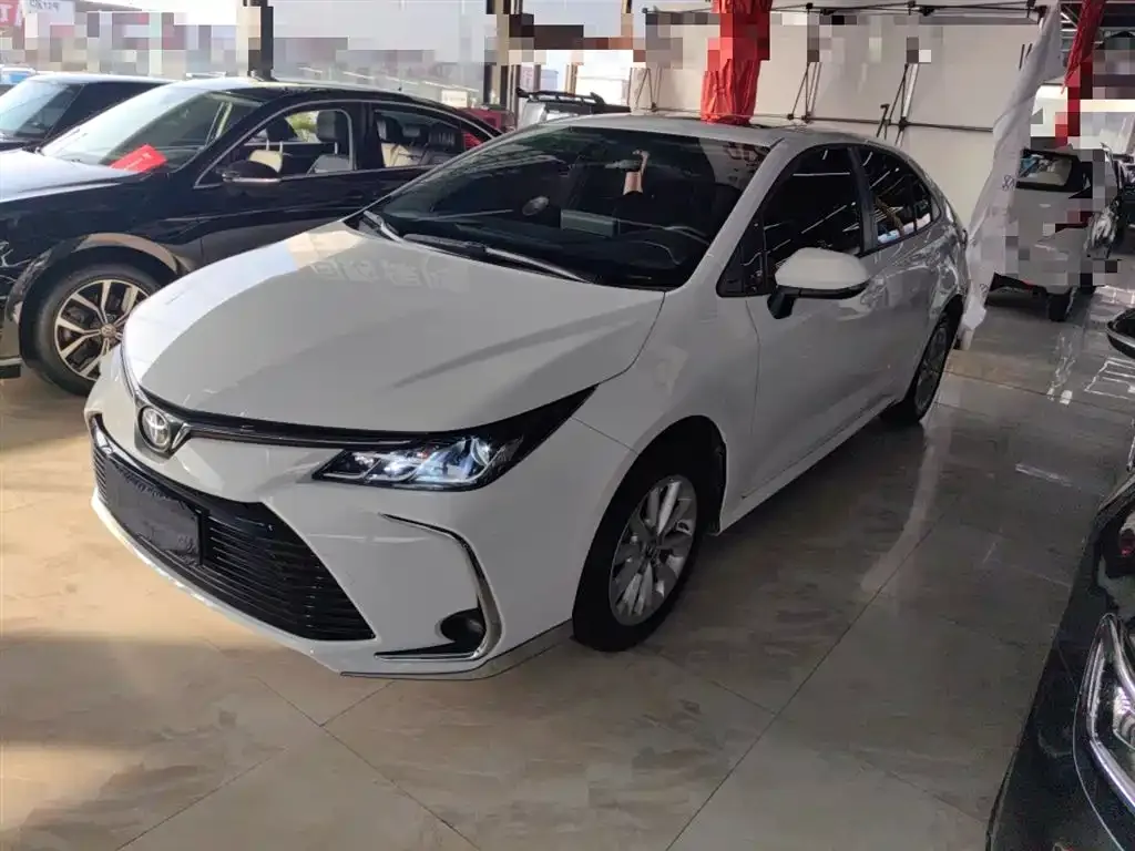 Toyota Corolla 2022 из CN, фото 1