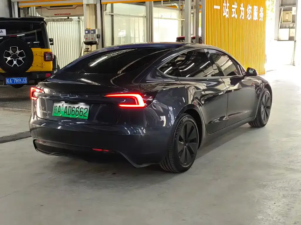 Tesla Model 3 2024 из CN, фото 8