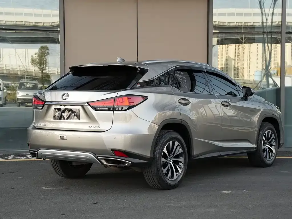 Lexus RX — фото 3