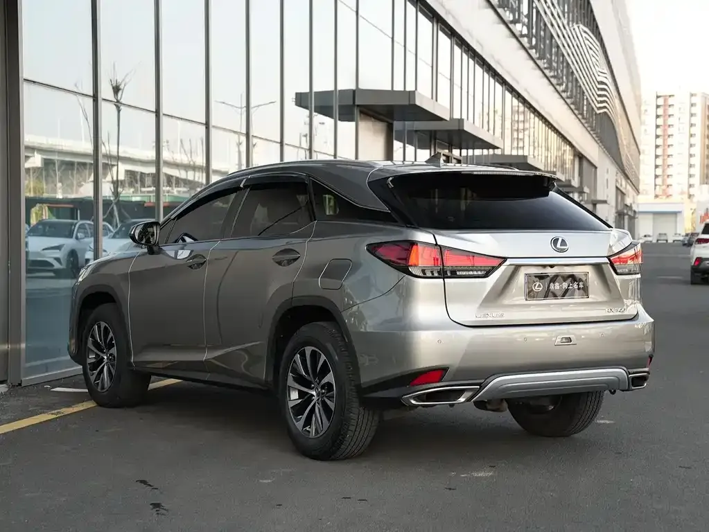 Lexus RX — фото 8