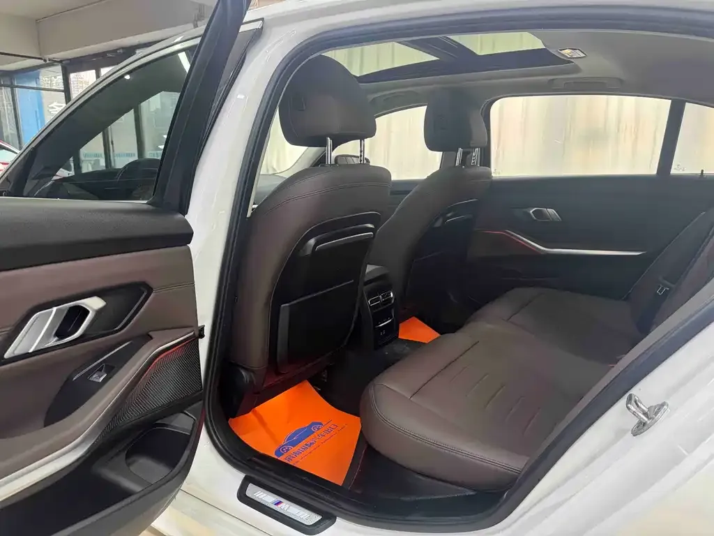 BMW 3 Series 2021 из CN, фото 4