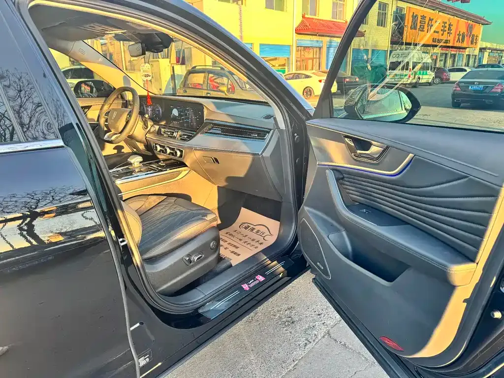 Hongqi HS5 2024 из CN, фото 4