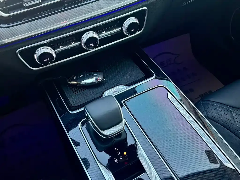 Hongqi HS5 2024 из CN, фото 7